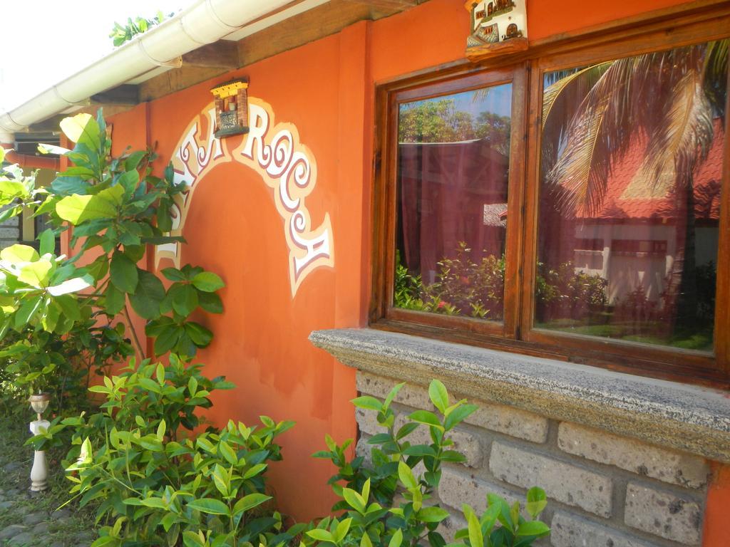 Punta Roca Surf Resort La Libertad Zimmer foto